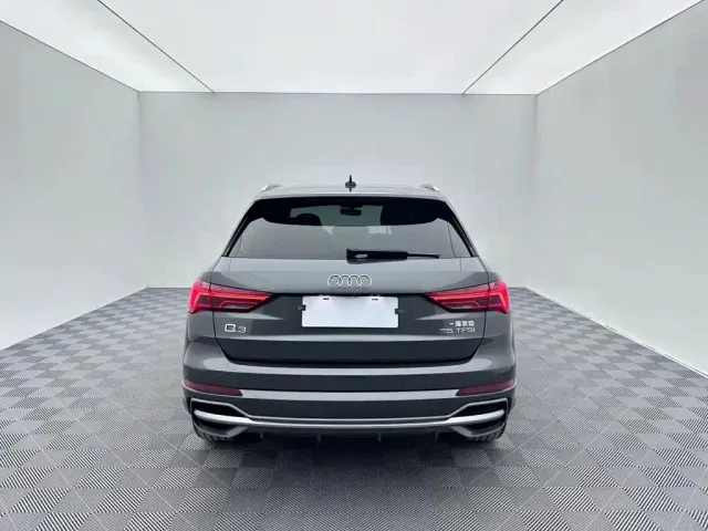 Audi Q3 — Фото автомобиля 5