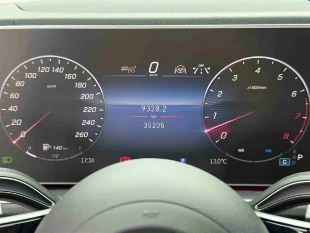 Mercedes-Benz GLE-Class — Фото автомобиля 15