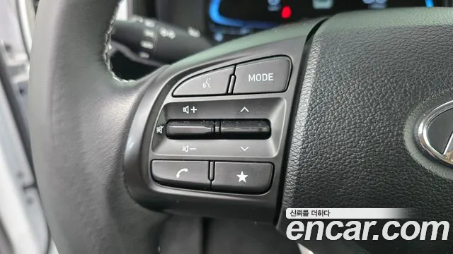 Hyundai Venue — Фото автомобиля 22