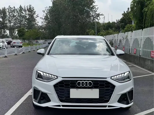 Audi A4L — Фото автомобиля 2