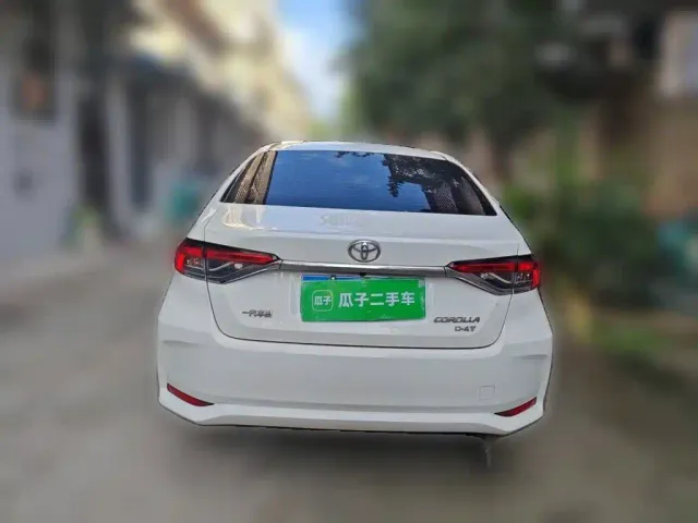 Toyota Corolla — Фото автомобиля 3
