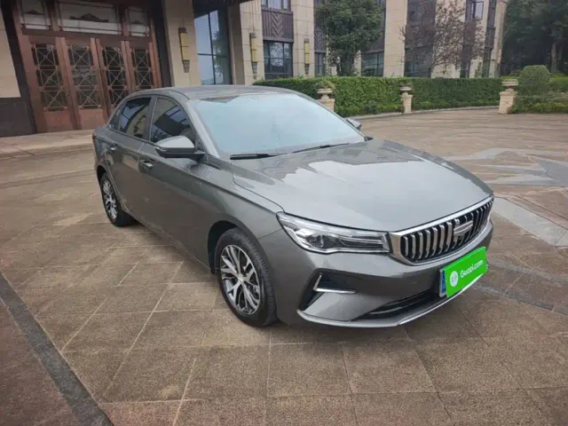 Geely Emgrand — Фото автомобиля 3