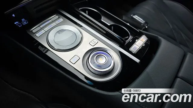 Genesis G80 Бензин 2.5 турбо AWD — Фото автомобиля 9
