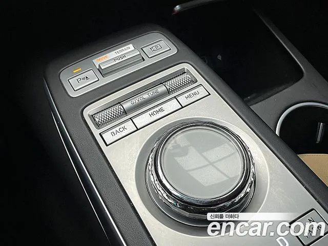 Genesis GV70 Electrified GV70 — Фото автомобиля 16