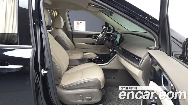 Kia Carnival 4th Gen — Фото автомобиля 17