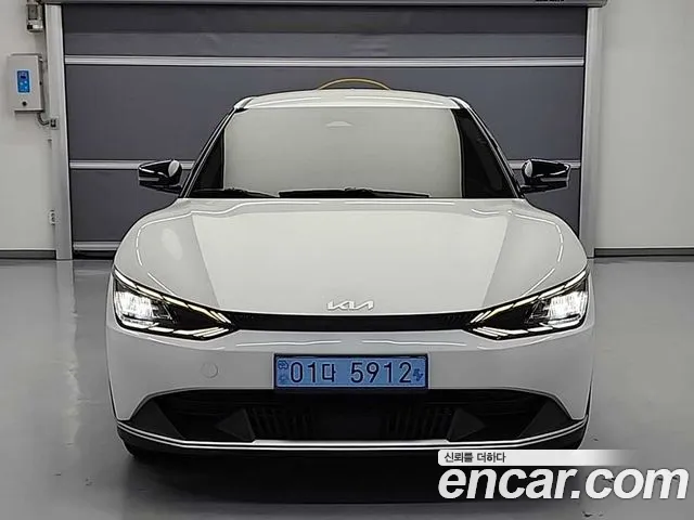 Kia EV6 Long Range — Фото автомобиля 2