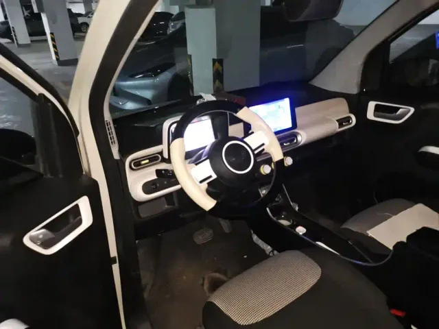 Wuling Hongguang Mini EV — Фото автомобиля 10