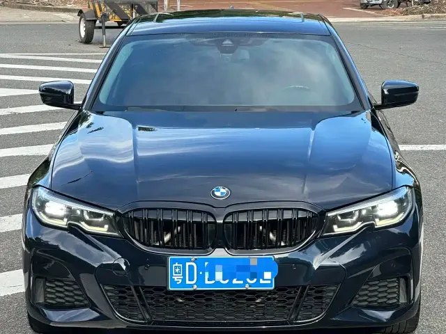 BMW 3 Series — Фото автомобиля 2