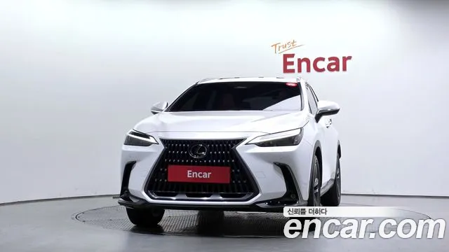 Lexus NX 2nd Gen — Фото автомобиля 3