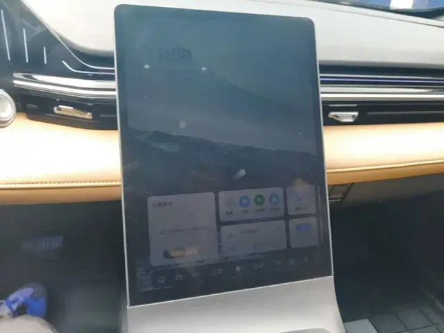 Geely Galaxy L6 — Фото автомобиля 12