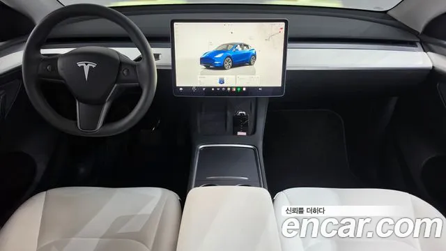 Tesla Model Y — Фото автомобиля 10