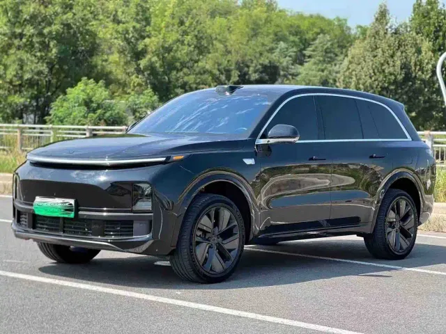 Фотография автомобиля — Li Auto L8