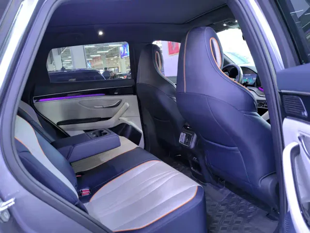 BYD Song PLUS — Фото автомобиля 8