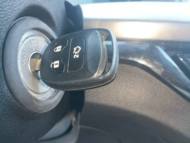 Changan Eado — Фото автомобиля 8
