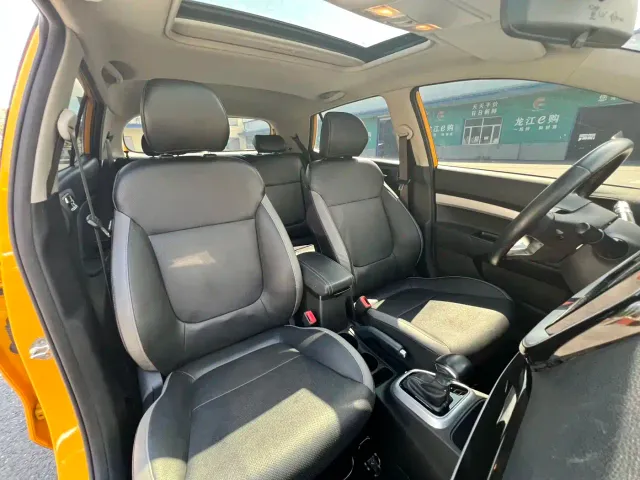 Kia KX1 — Фото автомобиля 12