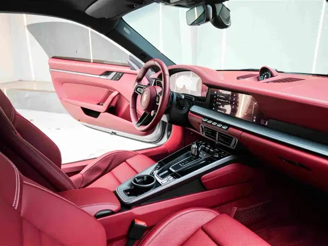 Porsche 911 — Фото автомобиля 11