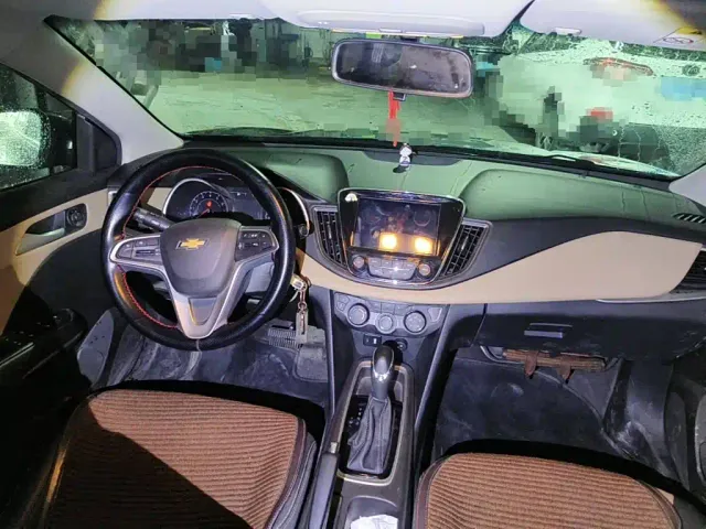 Chevrolet Monza — Фото автомобиля 12