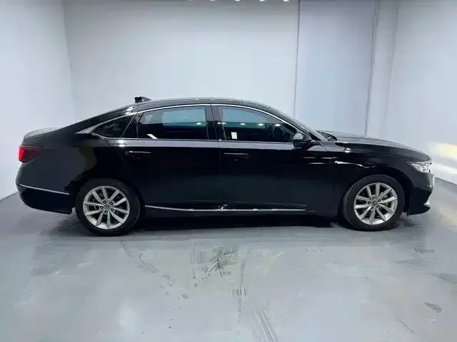 Honda Accord — Фото автомобиля 7