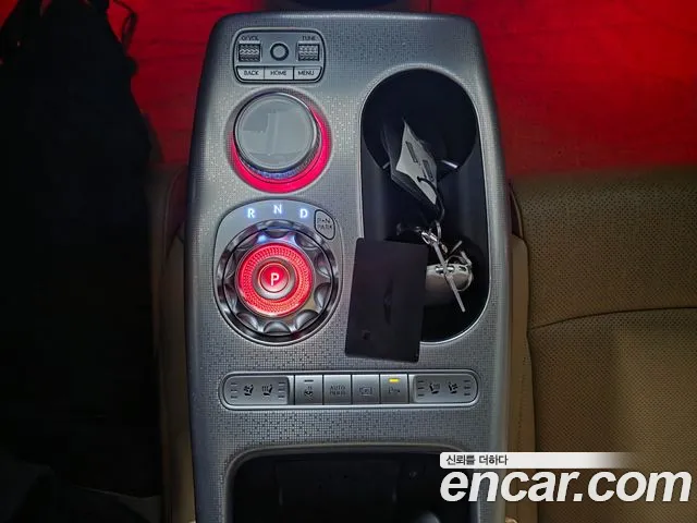 Genesis GV60 — Фото автомобиля 10