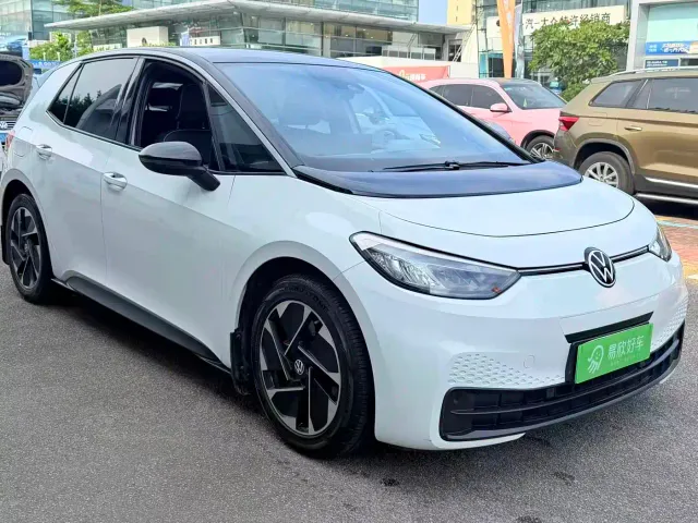 Volkswagen ID.3 — Фото автомобиля 3