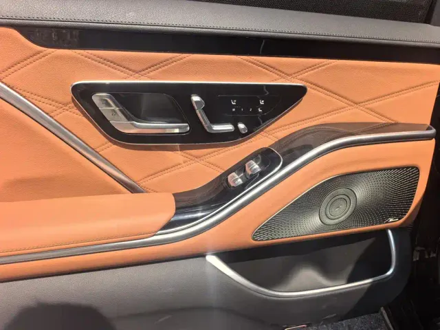 Mercedes-Benz Maybach S-Class — Фото автомобиля 21