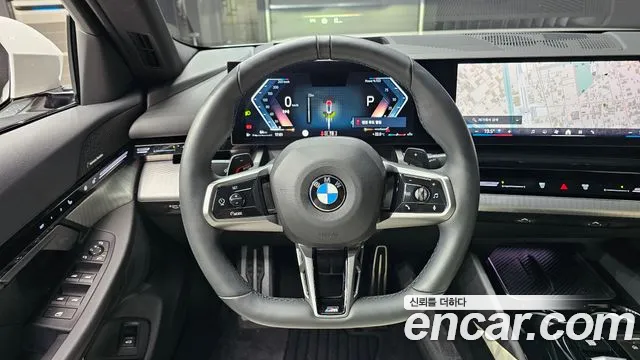 BMW 5-Series — Фото автомобиля 13