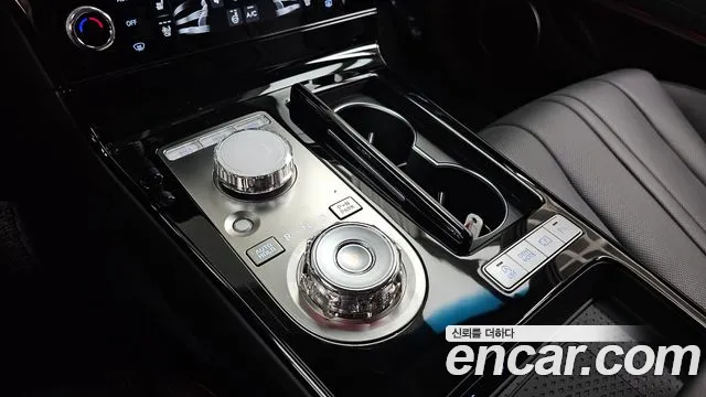 Genesis G80 Бензин 2.5 турбо 2WD — Фото автомобиля 9