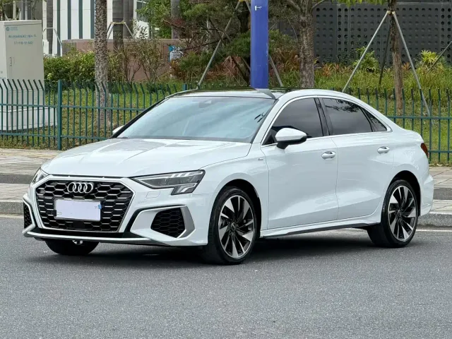Фотография автомобиля — Audi A3