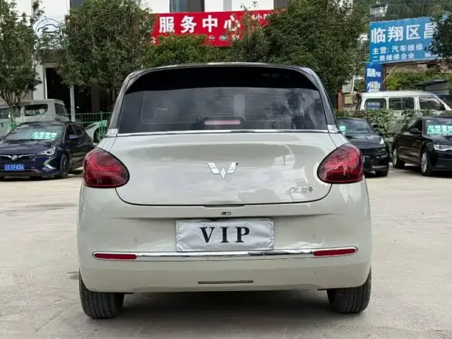 Wuling Bingo — Фото автомобиля 5