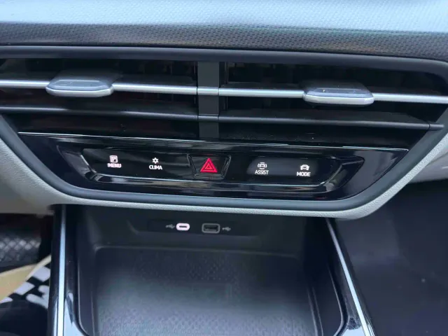 Volkswagen Lamando — Фото автомобиля 13