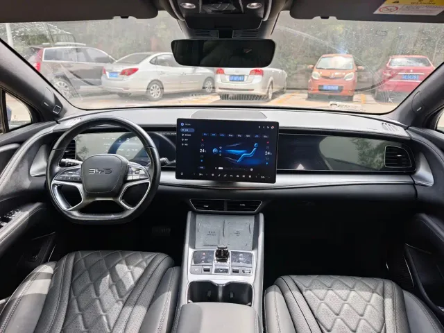 BYD Sealion 07 EV — Фото автомобиля 13