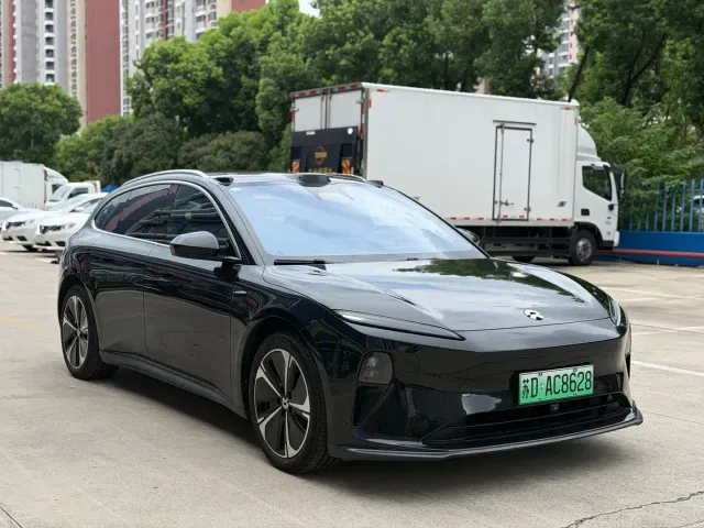 Nio ET5 Touring — Фото автомобиля 3