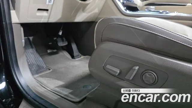 Kia Canival Carnival 4 поколение Бензин 9 мест Noblesse — Фото автомобиля 27