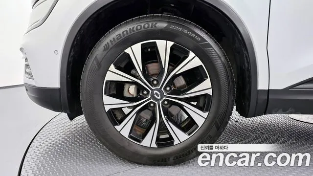 Renault-KoreaSamsung QM6 Новый QM6 2.0 GDe LE Signature 2WD — Фото автомобиля 5