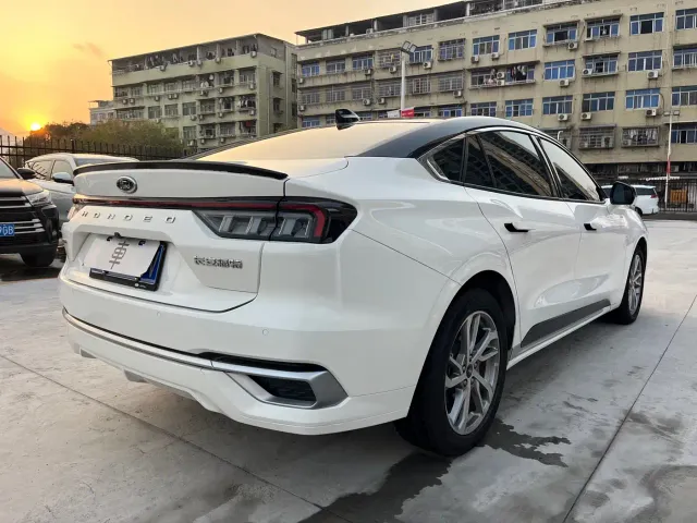 Ford Mondeo — Фото автомобиля 5