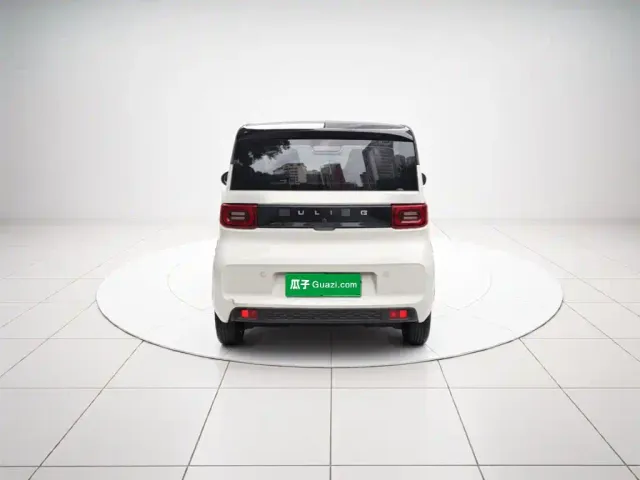 Wuling Hongguang Mini EV — Фото автомобиля 3