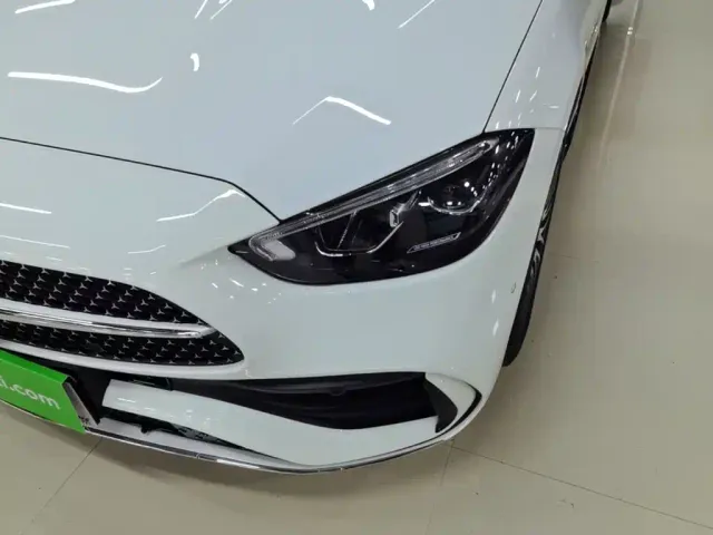 Mercedes-Benz C-Class — Фото автомобиля 23