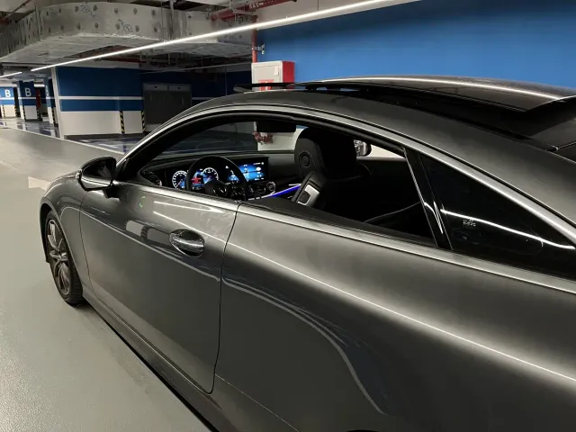 Mercedes-Benz E-Class — Фото автомобиля 7