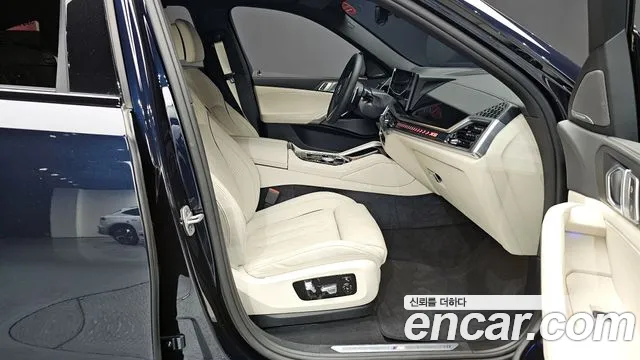 BMW X6 xDrive40i M Sport — Фото автомобиля 23
