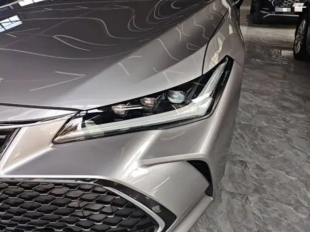 Toyota Avalon — Фото автомобиля 23