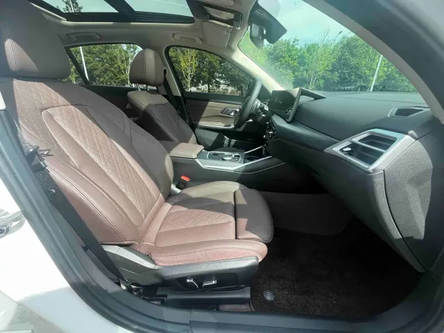 BMW 3 Series — Фото автомобиля 13