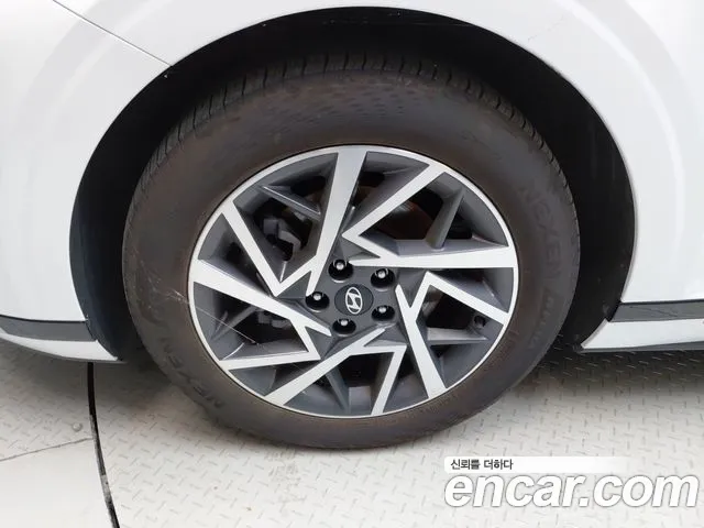 Hyundai Grandeur Grandeur (GN7) 2.5 Бензин 2WD — Фото автомобиля 5