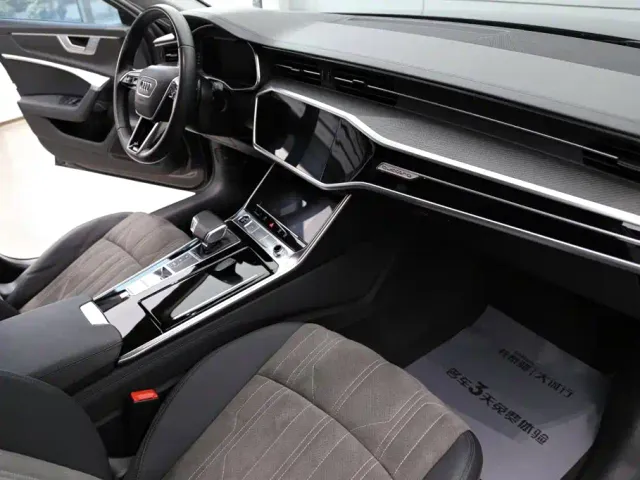 Audi A6 — Фото автомобиля 21