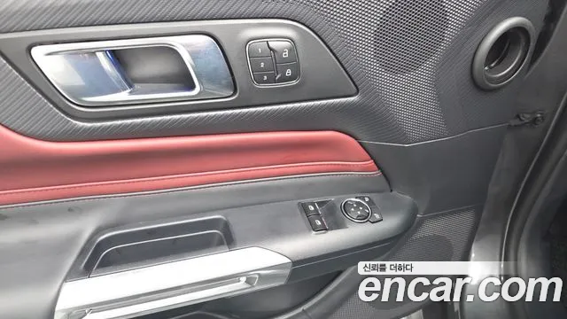 Ford Mustang — Фото автомобиля 19