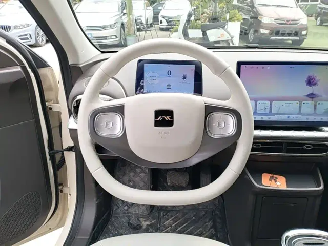 JAC Yiwei 3 — Фото автомобиля 6