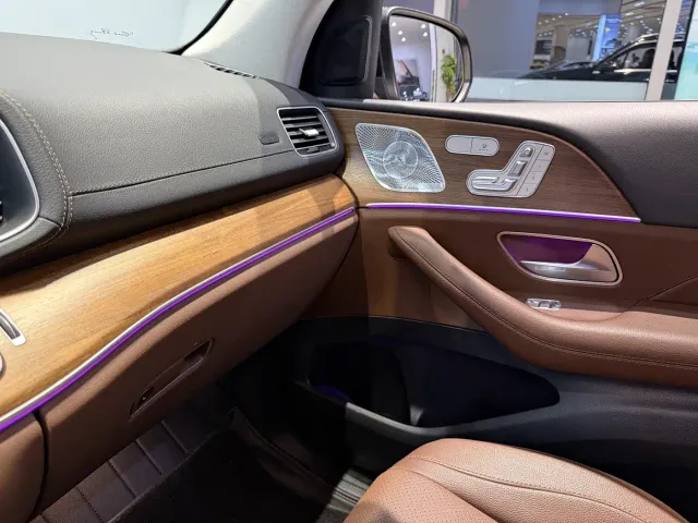 Mercedes-Benz GLE-Class — Фото автомобиля 13