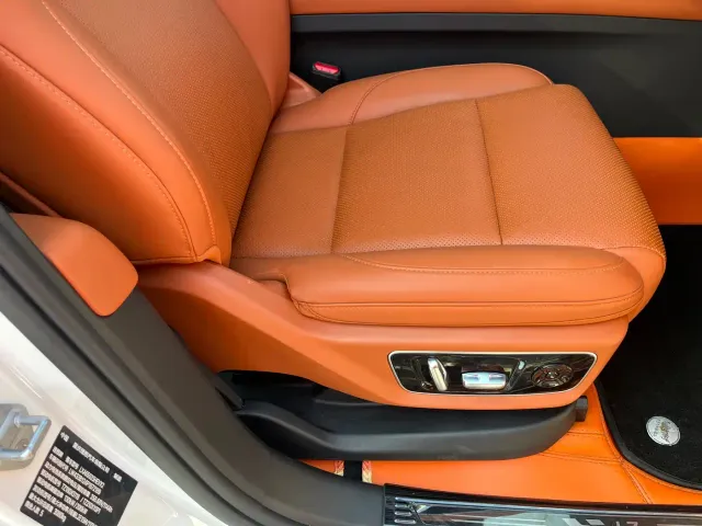 Li Auto L7 — Фото автомобиля 12