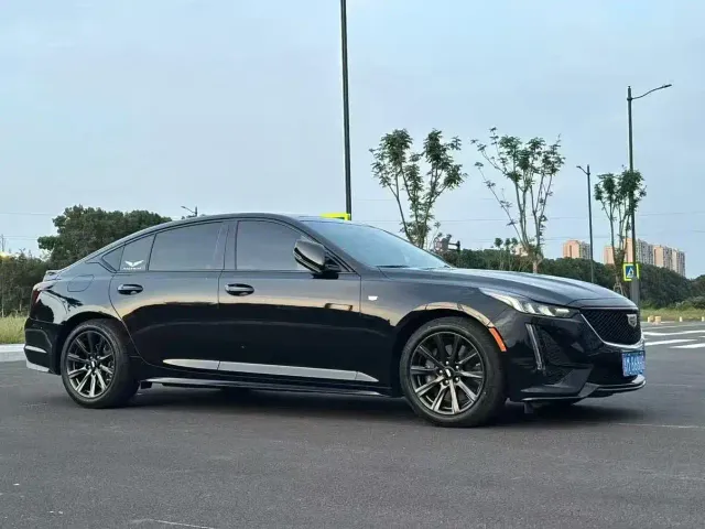 Cadillac CT5 — Фото автомобиля 2