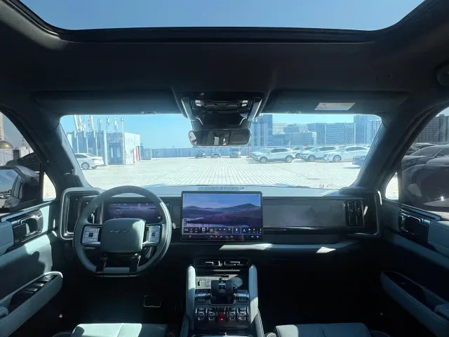 BYD FangChengBao Leopard 5 — Фото автомобиля 7