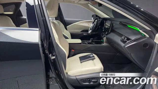 Lexus RX — Фото автомобиля 10
